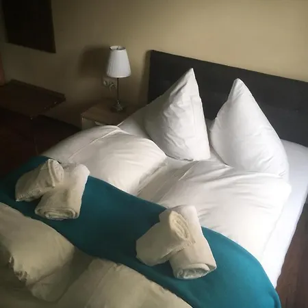 Hotel Kastanie Im Herzen Der Stadt Herzogenaurachs * הרצוגנאוראך