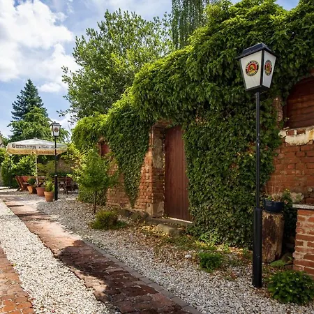 Hotel Kastanie Im Herzen Der Stadt Herzogenaurachs מלון