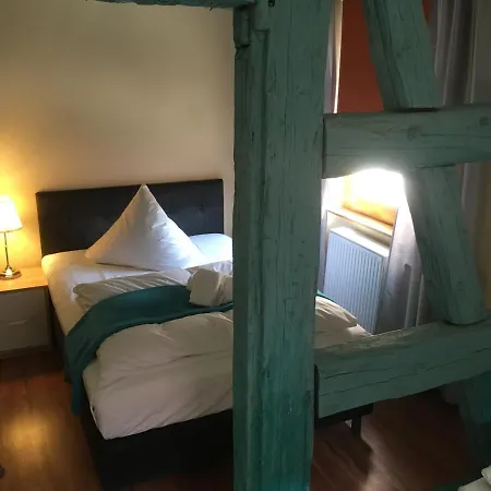 Szálloda Hotel Kastanie Im Herzen Der Stadt Herzogenaurachs Herzogenaurach
