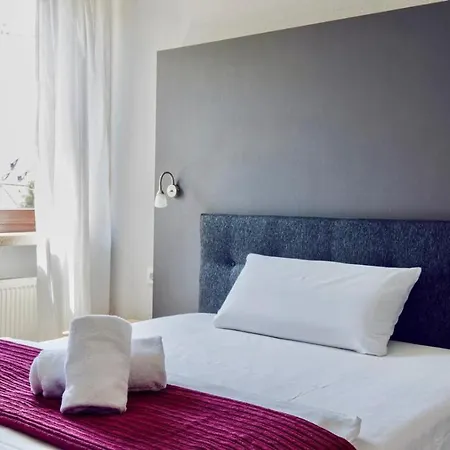Hotel Kastanie Im Herzen Der Stadt Herzogenaurachs * Herzogenaurach